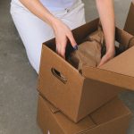 Heybeliada’da evden eve nakliyat için paketleme kutuları ve sarma malzemeleri
